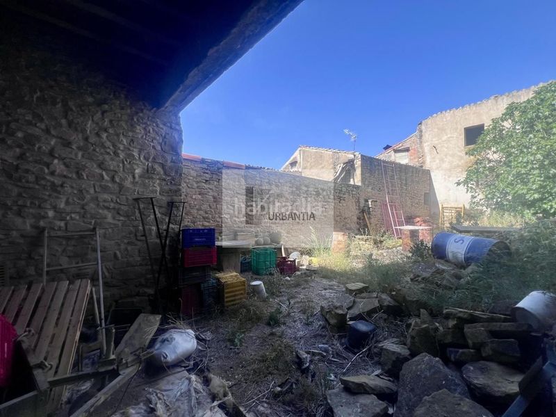 Foto ef2faeba-ae51-4a91-8814-6d63d8b16cbf. Masia a Larraga