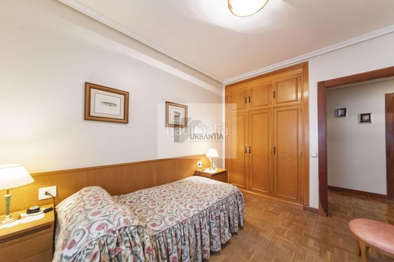 Foto f1fce763-c446-4453-b889-c81c00e424e1. Pis amb calefacció aparcament a Iturrama Pamplona / Iruña