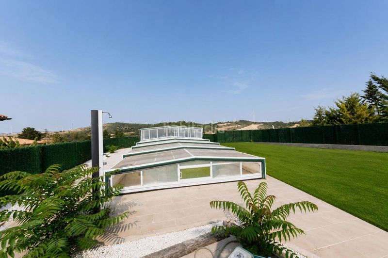 Foto 57af847f-0708-4c07-bf8f-70ab20407207. Casa amb calefacció piscina a Olóriz
