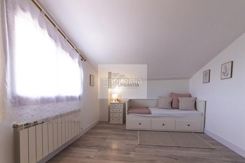 Foto c31da924-95c3-4251-b3dd-2ce5a44b59cf. Casa amb calefacció piscina a Olóriz