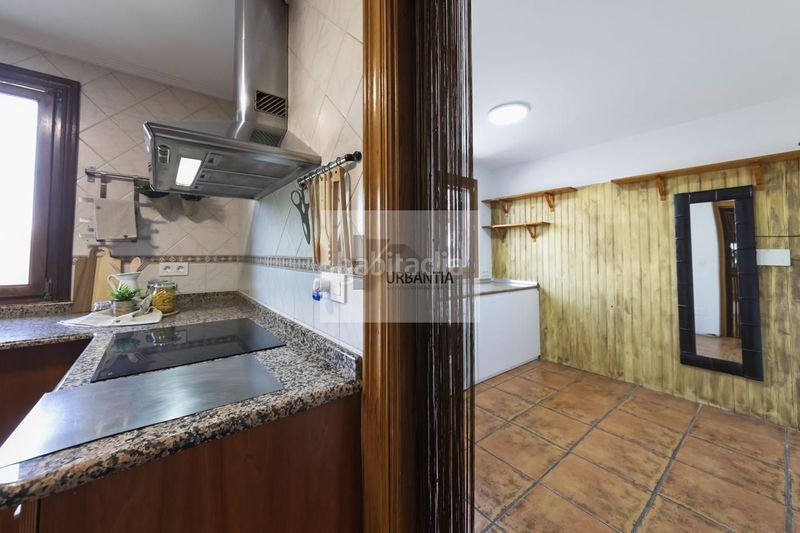 Foto f304748a-b83e-4209-9ace-6d4bcfcc3ac3. Casa amb calefacció piscina a Olóriz