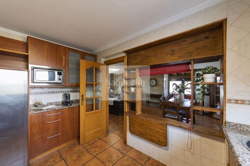 Foto f4b0ede8-8baf-4e37-a8e7-8c34f053602a. Casa amb calefacció piscina a Olóriz