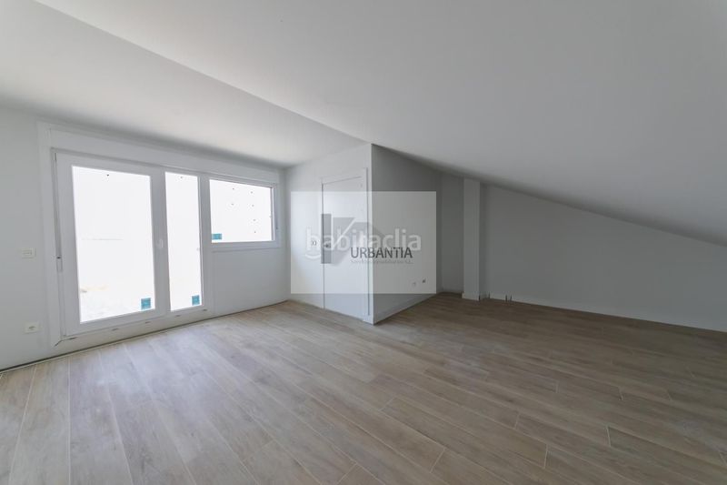 Foto 6e7ee398-d2fd-4f81-b375-b020aa34a9c0. Casa adossada amb calefacció a Larraga