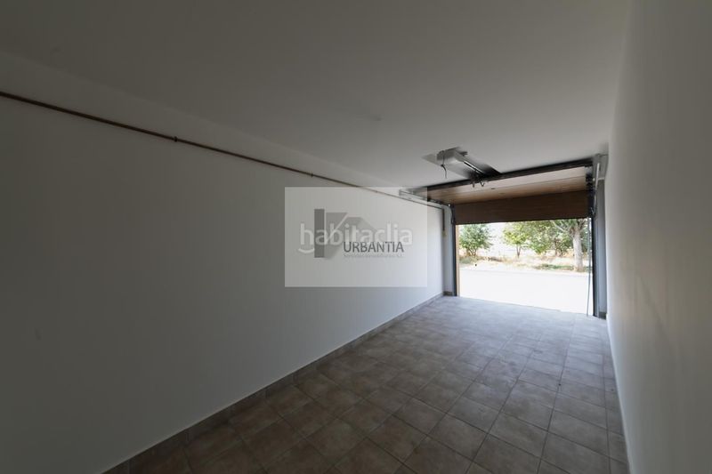 Foto 86ad6353-9498-4110-b621-c2989c776926. Casa adossada amb calefacció a Larraga