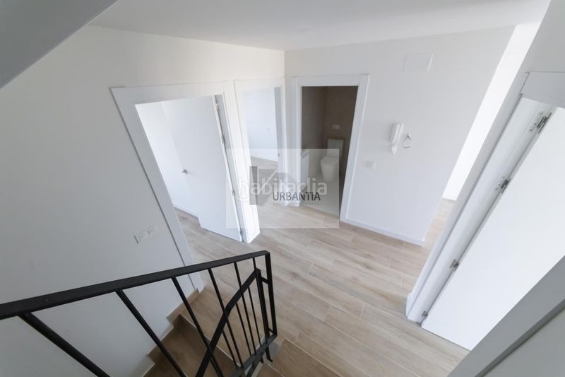 Foto ad02a961-9501-4c08-97d1-fc488c3cf8cf. Casa adossada amb calefacció a Larraga