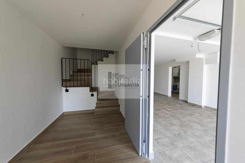 Foto b52016e7-ba5a-4165-9a1e-0e3e51d3cdb2. Casa adossada amb calefacció a Larraga