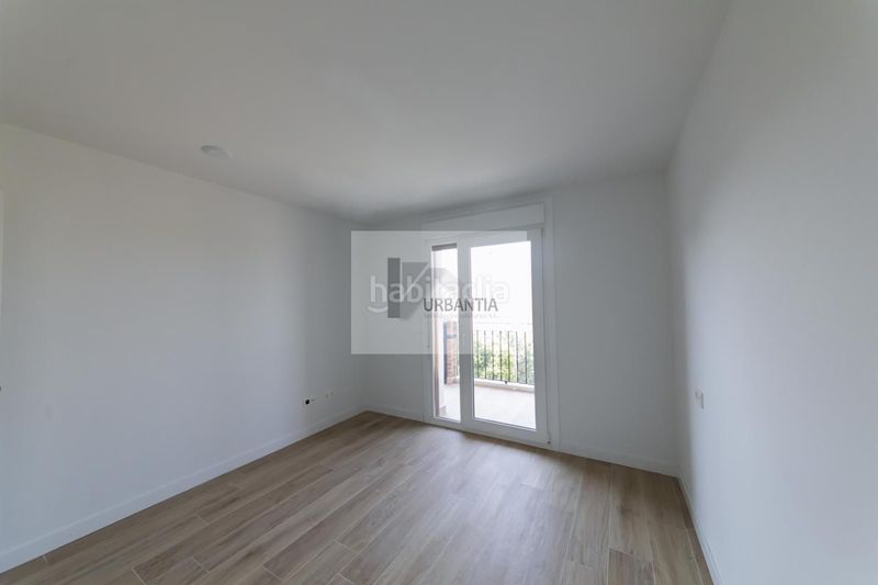 Foto d97d2fde-1118-4dfd-9187-8432bb7b0ff5. Casa adossada amb calefacció a Larraga