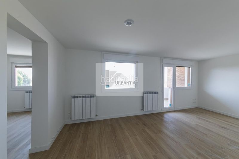 Foto e4d14122-9029-40d2-a4a9-cd42cb3a4617. Casa adossada amb calefacció a Larraga