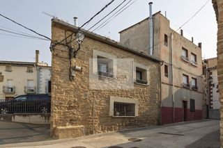 Country house  El alto. El encanto de la piedra. la calidez de un hogar listo para disfr