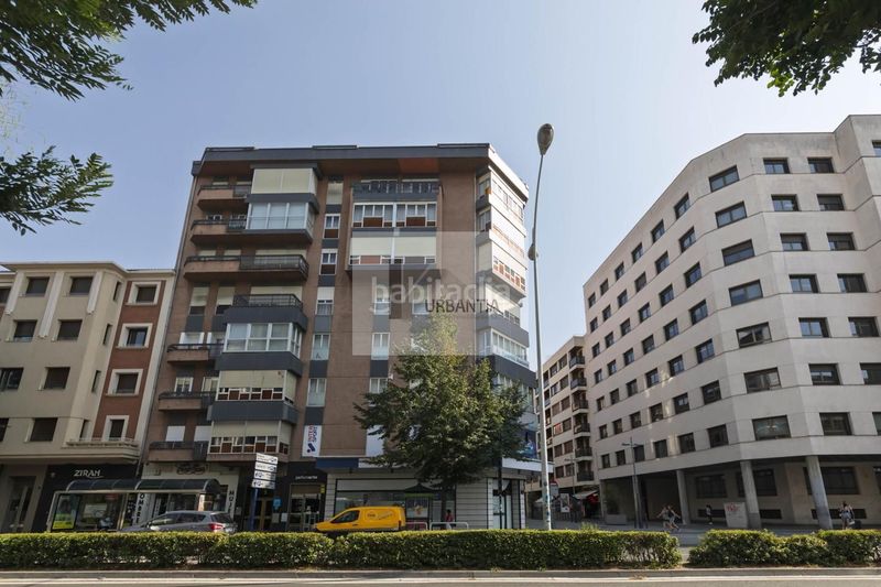 Foto 3337707f-f492-4745-bc60-449269fefe91. Pis amb calefacció a Segundo Ensanche Pamplona / Iruña