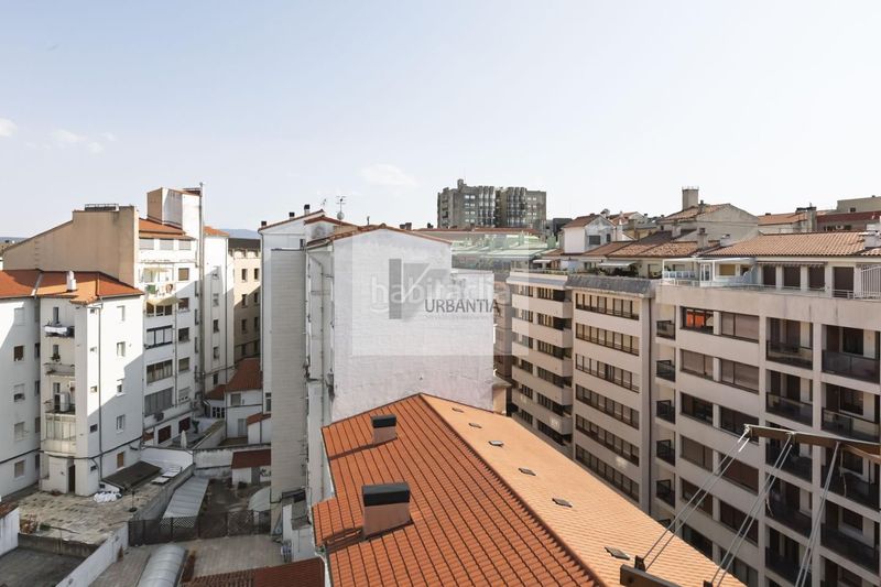Foto d45f8248-d91f-472f-9eb9-3c7bf503caa8. Pis amb calefacció a Segundo Ensanche Pamplona / Iruña