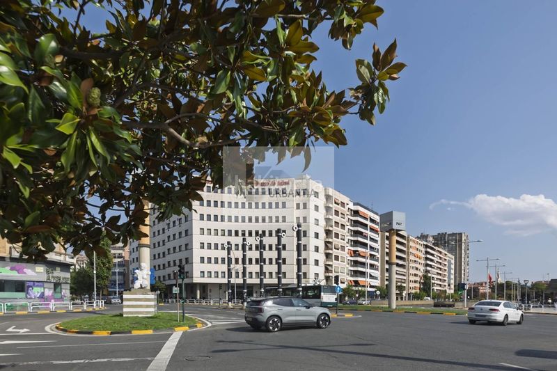 Foto ff6817cd-d484-4745-93ae-ab358cd61b8c. Pis amb calefacció a Segundo Ensanche Pamplona / Iruña