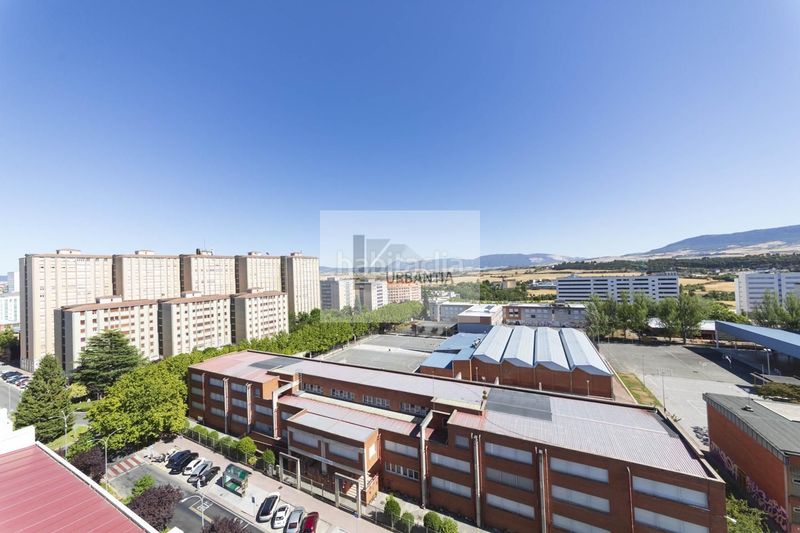 Foto dd926025-7adb-47a6-936c-afa79c60f616. Appartamento con riscaldamento in Barañáin / Barañain