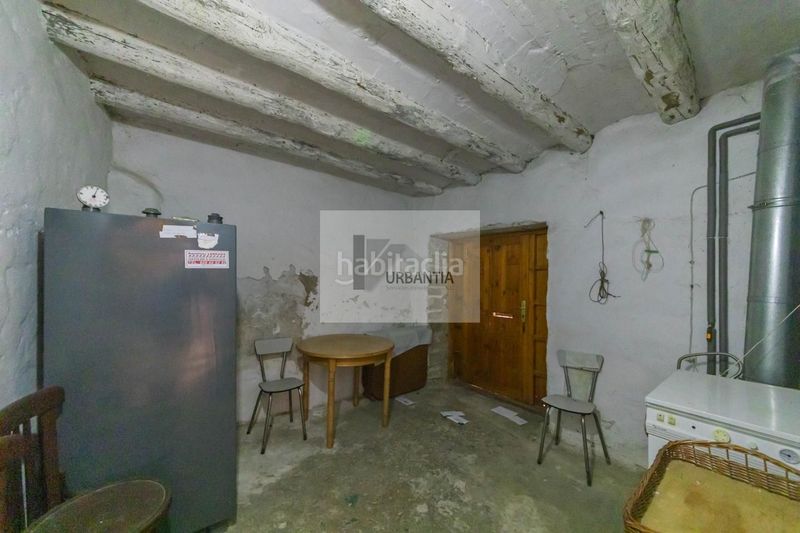 Foto 3366c064-49a0-459f-be14-1e5c0057a5f2. Casa amb calefacció a Larraga