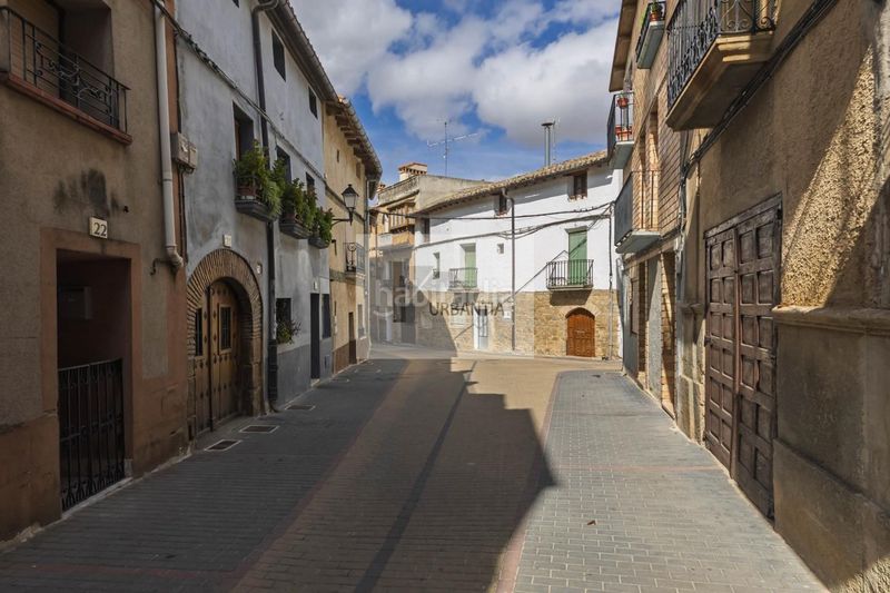 Foto ee800f42-a359-401e-a894-9389fc7321f6. Casa amb calefacció a Larraga