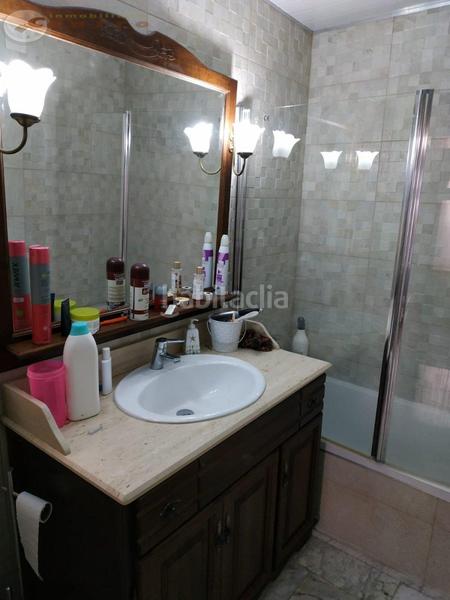 Foto 13ef7e27-2d83-4f3e-9833-b128b52fbe67. Casa adossada amb calefacció aparcament a Madrigueras
