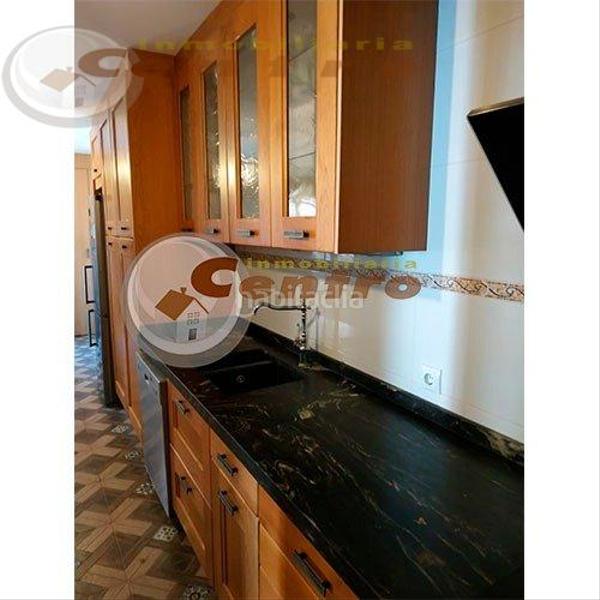 Foto eb913e96-47ed-4ea5-9597-1b8183886579. Casa adossada amb calefacció aparcament a Madrigueras