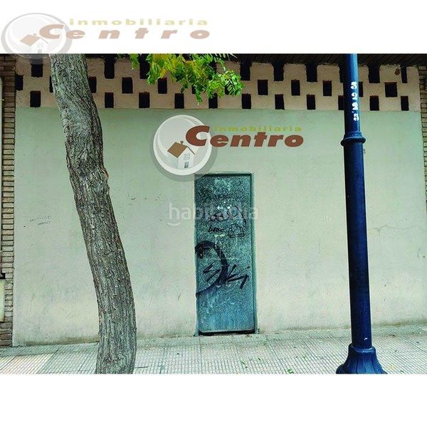 Foto f7521452-7436-4a5d-8951-6ca4996043ac. Local comercial a Fátima Albacete