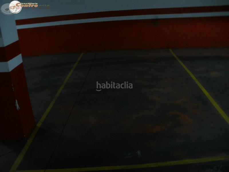 Foto 16a56692-bcbe-4252-9e3d-07a656fb5aa8. Parking coche garaje en Carretas - Pajarita Albacete