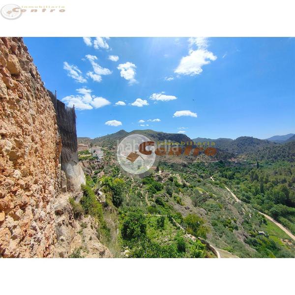 Foto 9415f988-40c3-4508-9017-923ec69616f8. Casa a Liétor