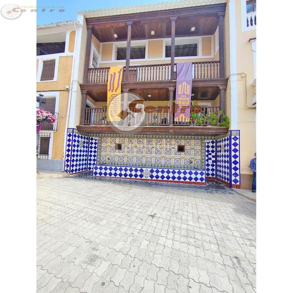 Foto a11ec8dd-df98-45d2-b331-c9a165c1fbca. Casa a Liétor