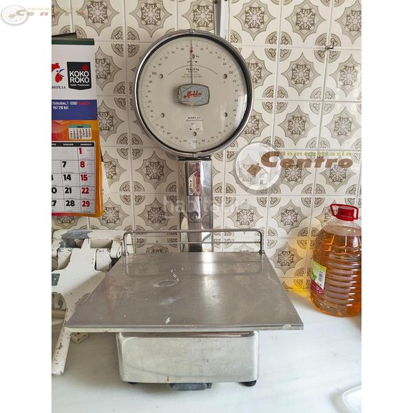 Foto c82af9ae-d53f-4a25-b1b4-c6fd298e0925. Alquiler local comercial local en El Pilar Albacete