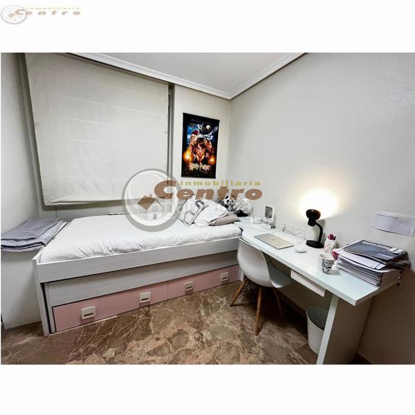 Foto 1c1b290d-18ef-4ee1-9c34-08ff4f0ce0e9. Piso  en Industria Albacete