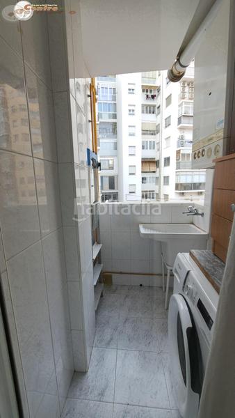 Foto 4c4a0c56-221e-40ed-a627-622a85ea7e9f. Lloguer apartament amb calefacció aparcament a Centro Albacete