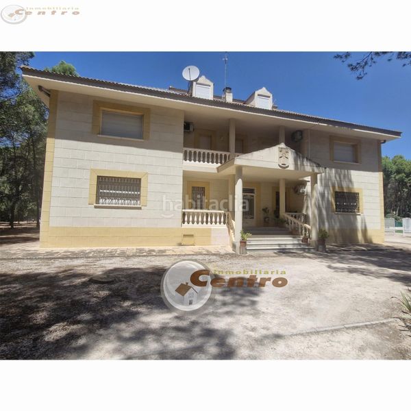 Foto 4f93376d-bd1e-49c0-b157-779977ef83e6. Chalet  en Pedanías - Extrarradio Albacete