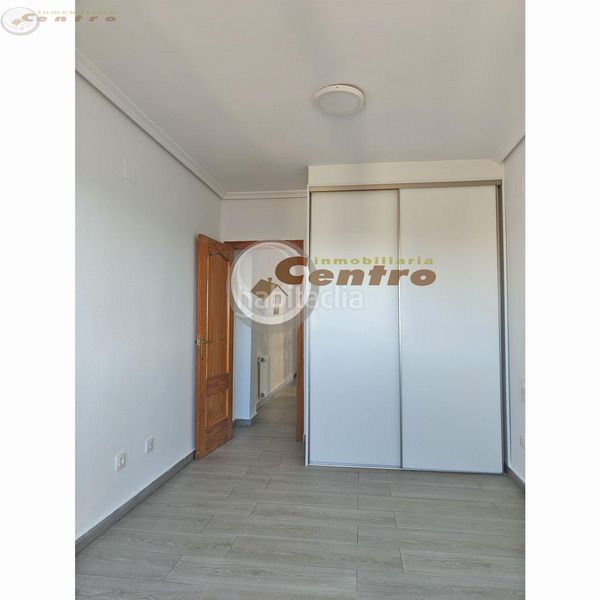 Foto 97903ed4-bf4d-4fc3-94ba-55a38bf56a7f. Apartament amb calefacció aparcament a Hospital Albacete