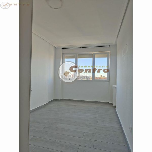 Foto a4d5c809-d00a-49d8-964a-6eb434331c11. Apartament amb calefacció aparcament a Hospital Albacete