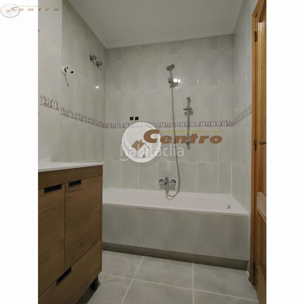 Foto 31532584-ab44-4c47-9541-b9f27f275b80. Pis amb calefacció a Industria Albacete