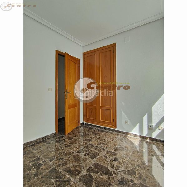 Foto 89a67533-4117-453b-bab9-a79a80e2c453. Pis amb calefacció a Industria Albacete