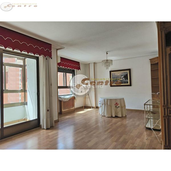 Foto 052d5737-01ae-40b6-b60e-d07e75b95035. Pis amb calefacció aparcament a Feria Albacete