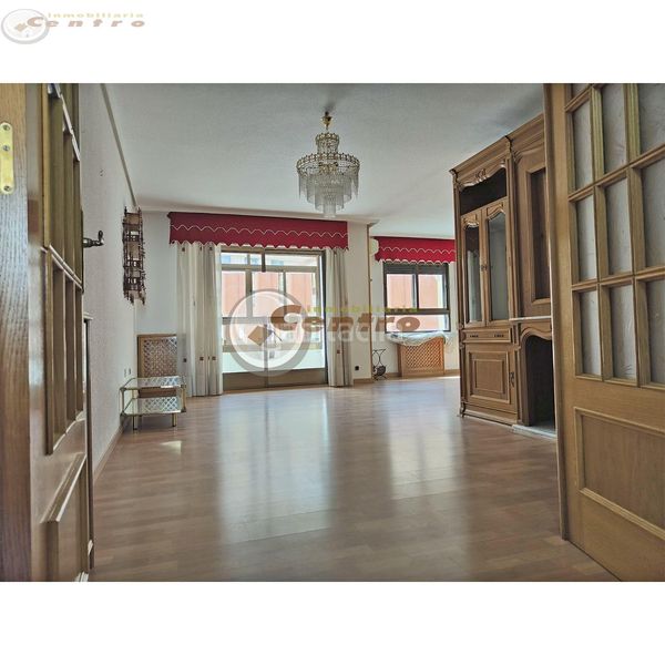 Foto 6d80117e-9fd4-4fc4-b3df-e86f6519deab. Pis amb calefacció aparcament a Feria Albacete