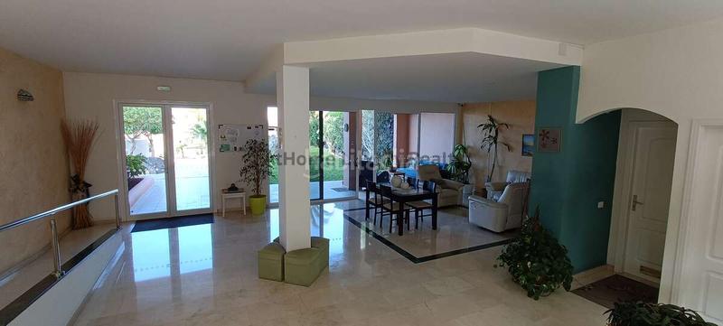 Foto 950f57e1-33af-46cd-8143-858eee69c7d6. Piso oportunidad en en madroñal, resd. los almendros reformado, 2 habitaciones, 2 baños, garaje y trastero en Adeje