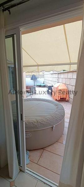 Foto b8c9b3e6-7d41-45a8-af2b-a370448304bf. Casa pareada casa en el madroñal, residencial el flamboyan, 4 hab en Adeje