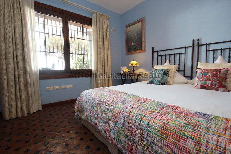 Foto 272b98bd-86ed-4e77-8a1b-c89b61ef24e0. Chalet con parcheggio piscina in Casco Urbano Adeje