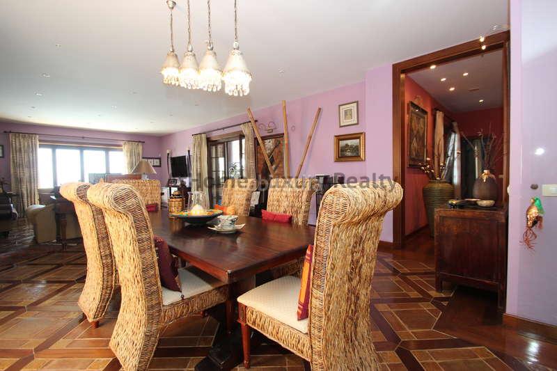 Foto 629f22d4-3efb-4d17-b521-f34f3ce2f826. Chalet con parcheggio piscina in Casco Urbano Adeje