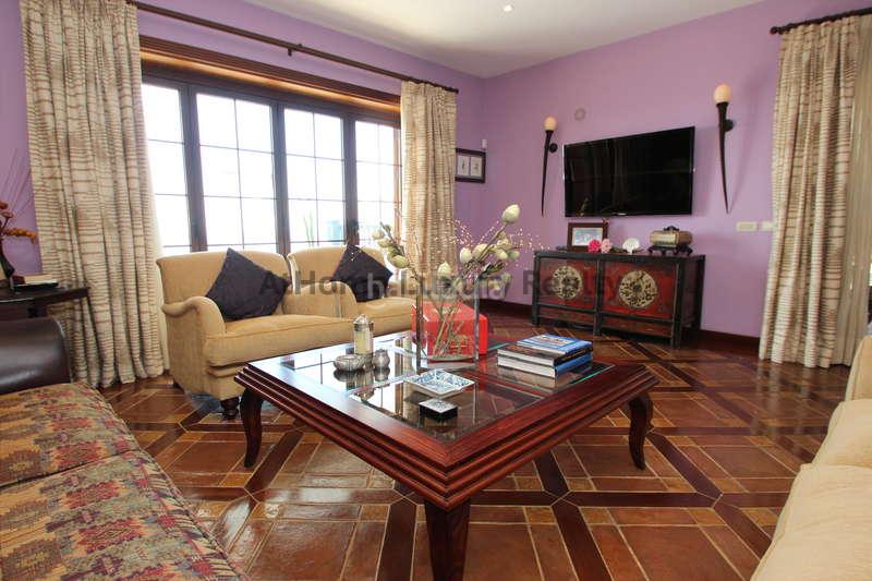 Foto 99c6cd50-cebc-44e0-8118-81144a02d3cc. Chalet con parcheggio piscina in Casco Urbano Adeje