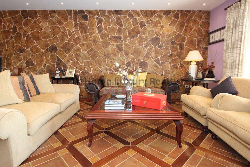 Foto cda879b9-da63-464e-b0d7-675113dfc01b. Chalet con parcheggio piscina in Casco Urbano Adeje