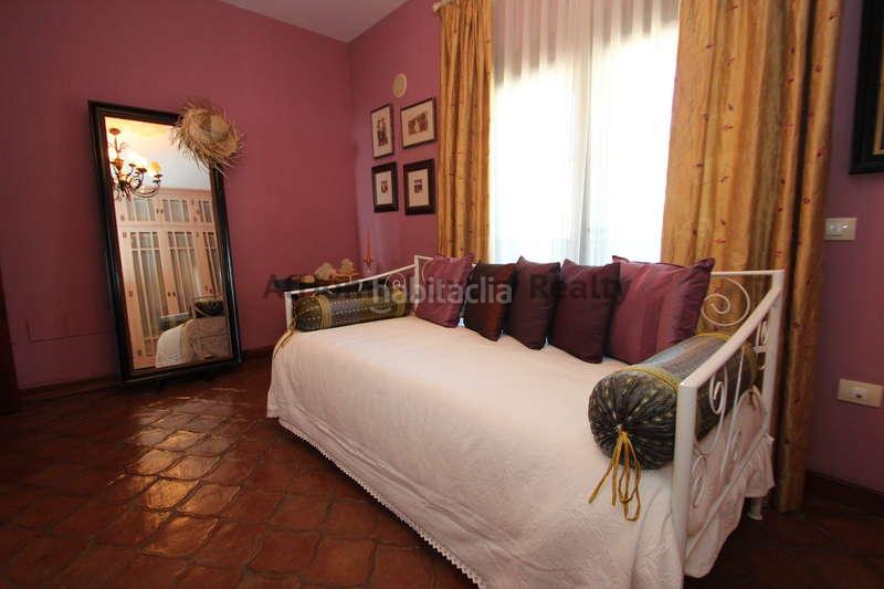 Foto f0f7fe58-748c-499b-bc4b-bd292b0c6738. Chalet con parcheggio piscina in Casco Urbano Adeje