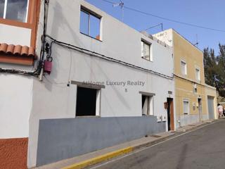 Casa  Valladolid. Oportunidad! casa independiente con 2 viviendas en ingenio