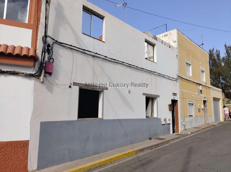 Foto 39ffb0b4-65c9-43da-9d7b-4899f82340c6. Casa oportunidad! casa independiente con 2 viviendas en Ingenio