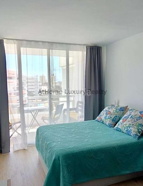 Foto 38226d5a-36f4-4257-902c-2e4fdec0d98b. Estudio apartahotel ponderosa, recién reformado, vistas al mar, studio reformado en playa de las americas, tenerife sur. en Adeje