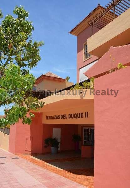 Foto d759f46b-43fc-4280-a578-3b544999cf90. Piso en venta terrazas del duque ii, 1 habitación, gran terraza en Adeje