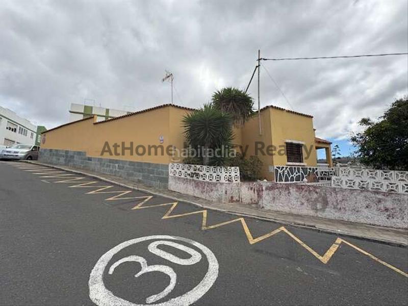 Foto 91d4576e-8aac-4803-927f-1e219078d92a. Chalet in Juan XXIII Arucas