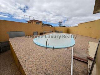 Xalet  Lomo grande. Oportunidad! lote de chalet nave 3 trasteros en arucas