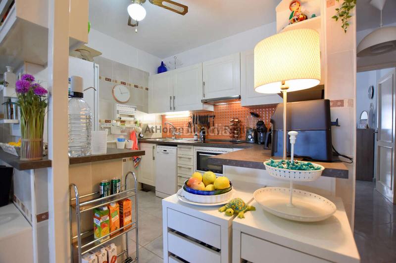 Foto 1dedfb73-e5ff-445f-8e8b-11cdba95c51a. Flat with pool in Puerto de Santiago Santiago del Teide