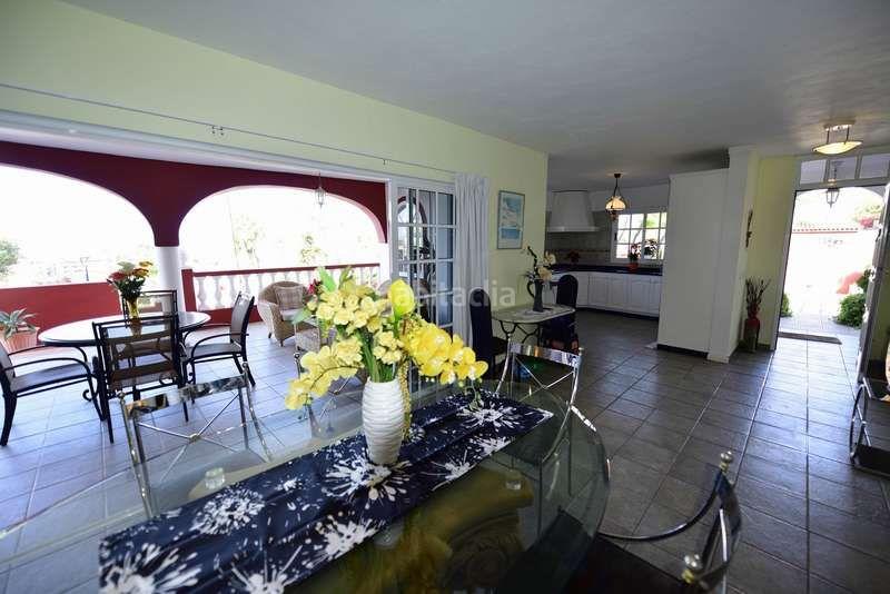 Foto 0ca0a51d-6bdc-4bd9-b7b9-8963fb0edc95. Chalet con parcheggio in Callao Salvaje - Playa Paraíso Adeje